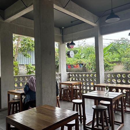 The Cluster Harris Bed and Breakfast Cimahi Εξωτερικό φωτογραφία
