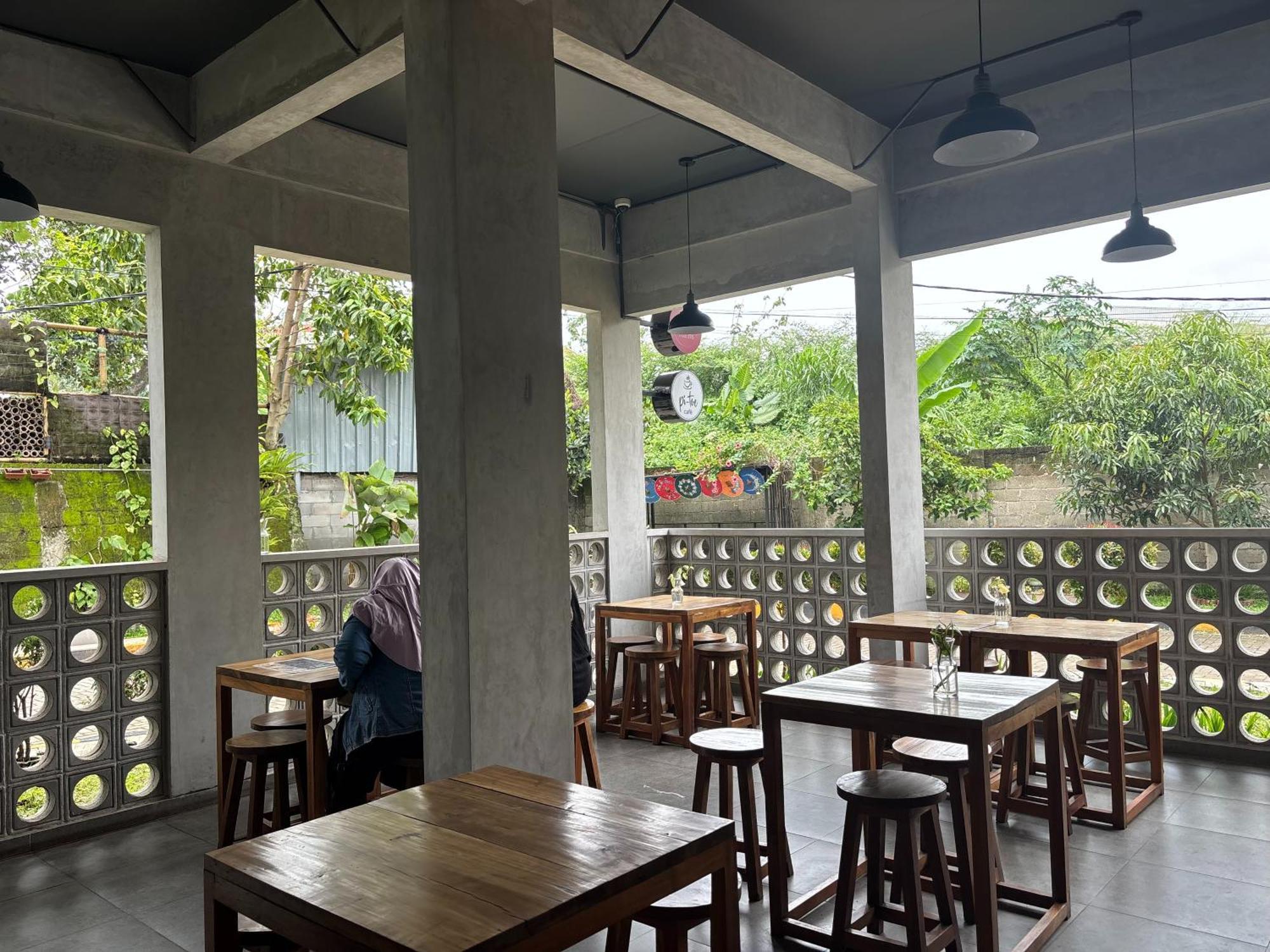 The Cluster Harris Bed and Breakfast Cimahi Εξωτερικό φωτογραφία
